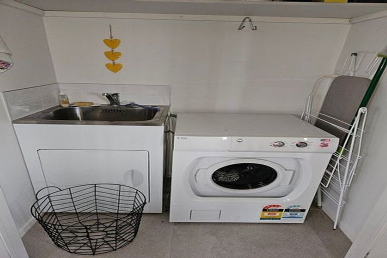 Photo of property in 27 Saddleback Crescent, Papakura, 2110