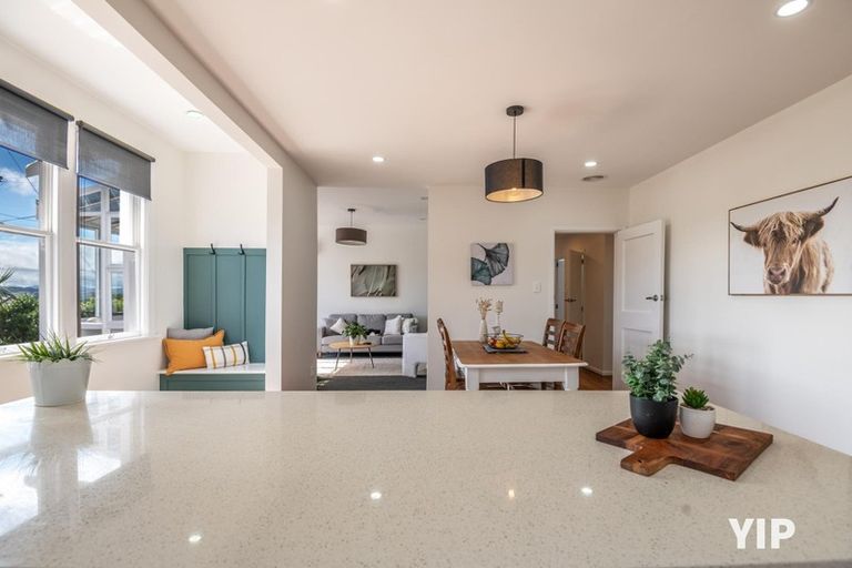 Photo of property in 15 Clifford Road, Johnsonville, Wellington, 6037