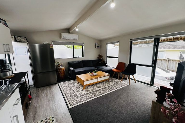 Photo of property in 292 Birkdale Road, Birkdale, Auckland, 0626