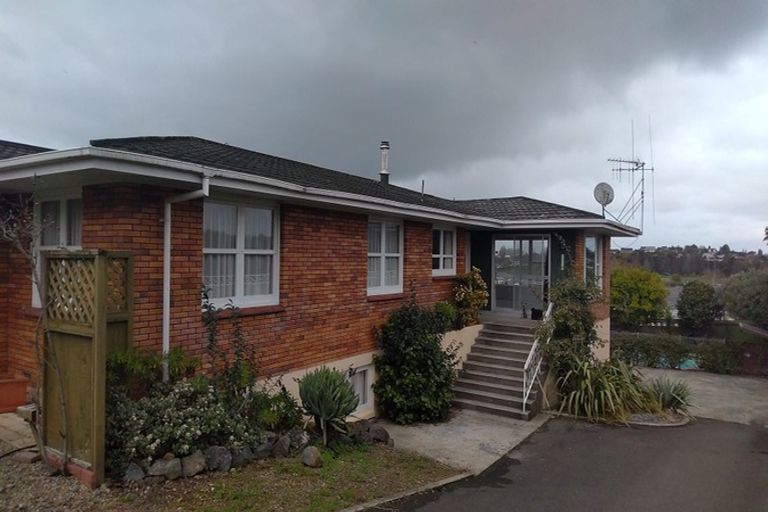 Photo of property in 112 Dinsdale Road, Dinsdale, Hamilton, 3204