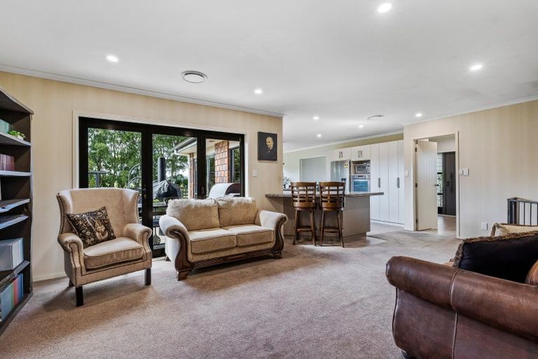 Photo of property in 37 Tawera Road, Mangatainoka, Pahiatua, 4982