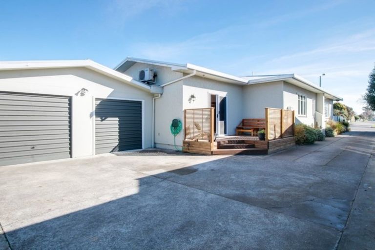 Photo of property in 215 Park Road North, Parkvale, Hastings, 4122