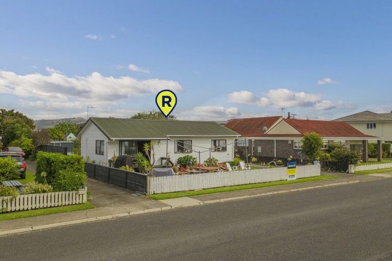 Photo of property in 29 Robinson Road, Whitianga, 3510