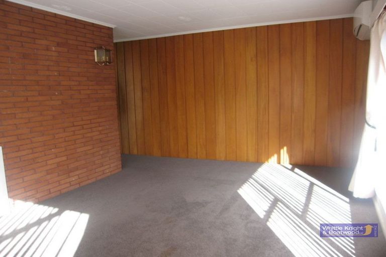 Photo of property in 3 Milnebank Street, Upper Riccarton, Christchurch, 8041