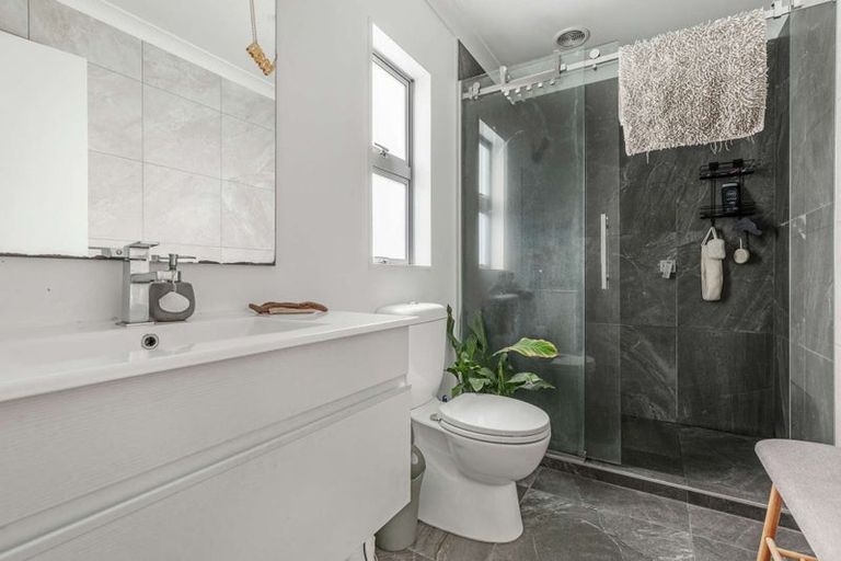 Photo of property in 109l Oceana Drive, Welcome Bay, Tauranga, 3175