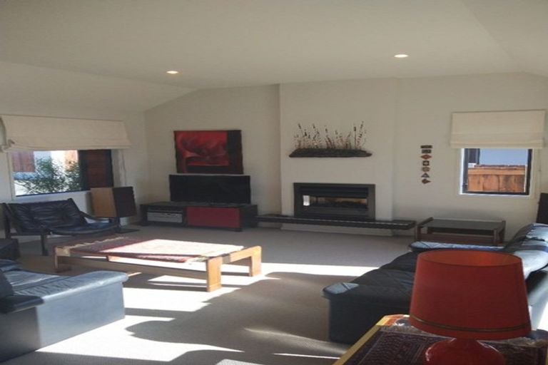 Photo of property in 9d Gillean Street, Havelock North, 4130