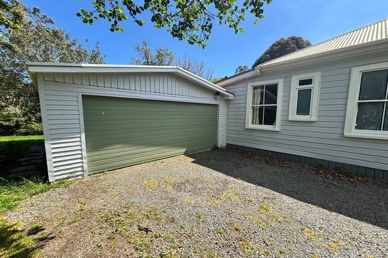 Photo of property in 37 Smalley Road, Glenbrook, Waiuku, 2681