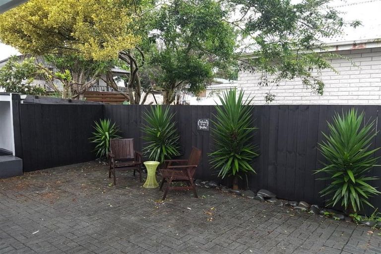 Photo of property in 4 Nearco Street, Randwick Park, Auckland, 2105