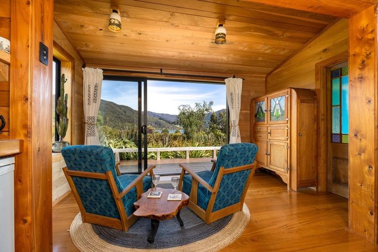 Photo of property in 9e Lady Cobham Grove, Anakiwa, Linkwater, 7281