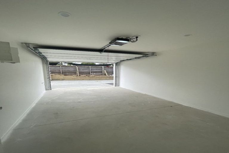 Photo of property in 514c Swanson Road, Ranui, Auckland, 0612