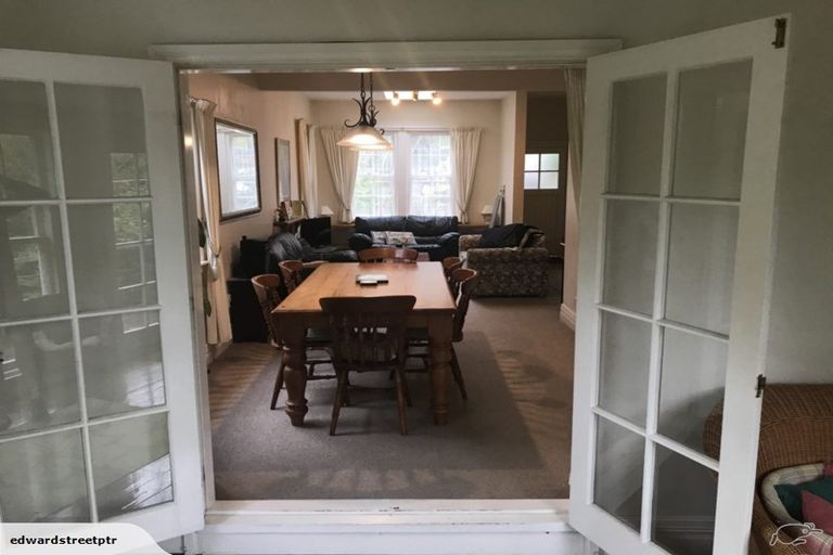 Photo of property in 37 Glenbervie Terrace, Thorndon, Wellington, 6011