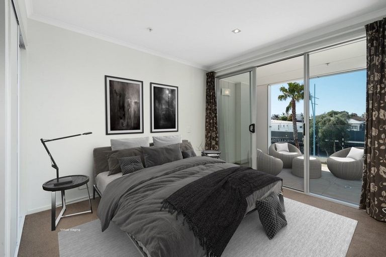 Photo of property in Algarve Apartments, 204/332 Maunganui Road, Mount Maunganui, 3116