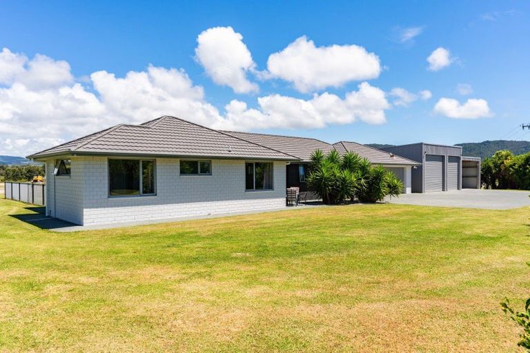 Photo of property in 70 Jack Boyd Drive, Mangawhai Heads, Kaiwaka, 0573