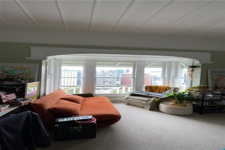 Photo of property in 1/14 Clifton Terrace, Kelburn, Wellington, 6012