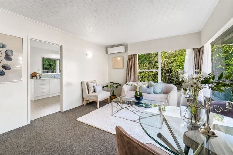 Photo of property in 2/53 Richards Avenue, Forrest Hill, Auckland, 0620