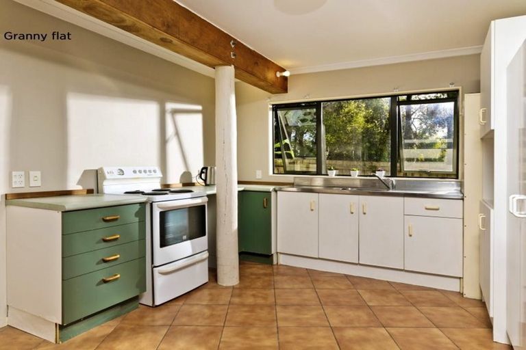 Photo of property in 5 Waipuia Place, Greenhithe, Auckland, 0632