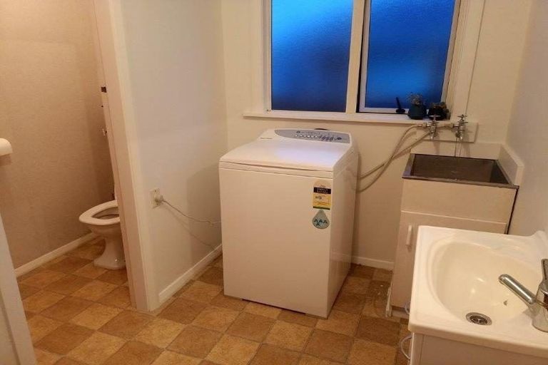 Photo of property in 11 Kendal Avenue, Burnside, Christchurch, 8053