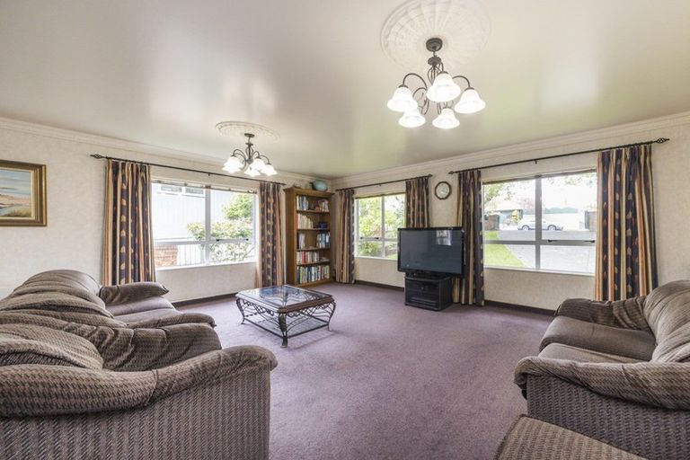 Photo of property in 53 Long Melford Road, Awapuni, Palmerston North, 4412