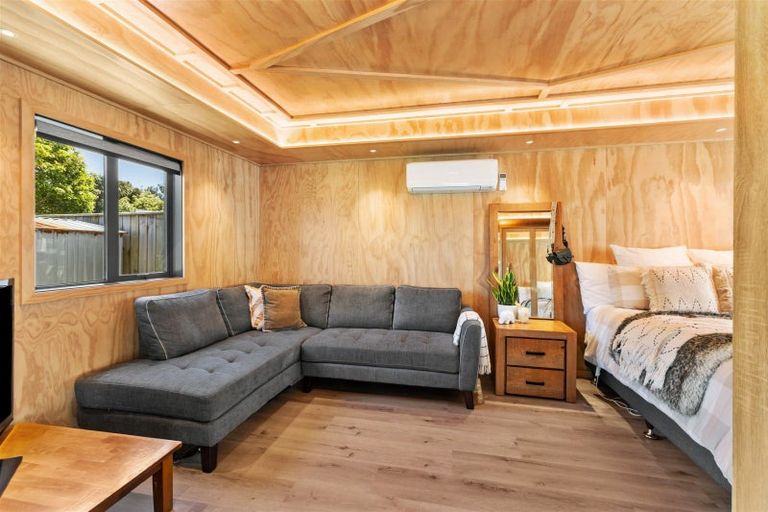 Photo of property in 20 Cook Street, Carters Beach, Westport, 7825