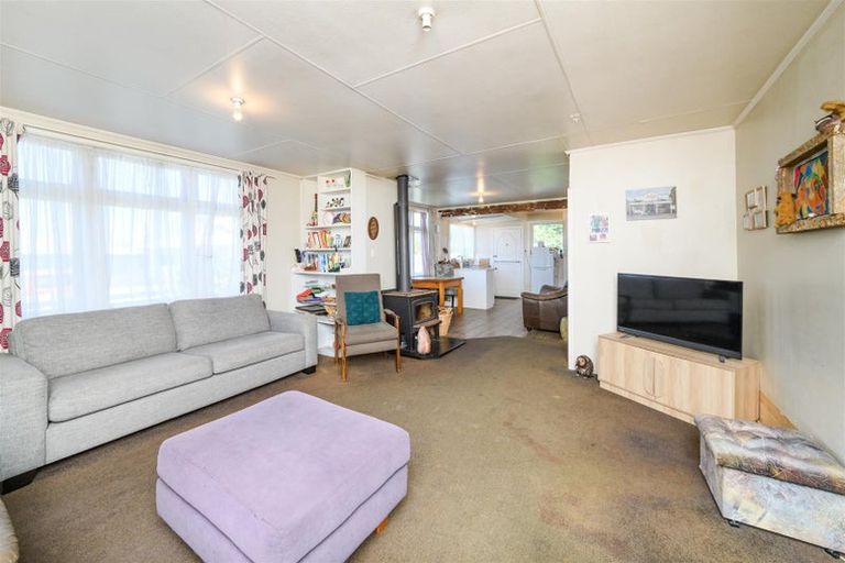 Photo of property in 13 Hunia Street, Marton, 4710