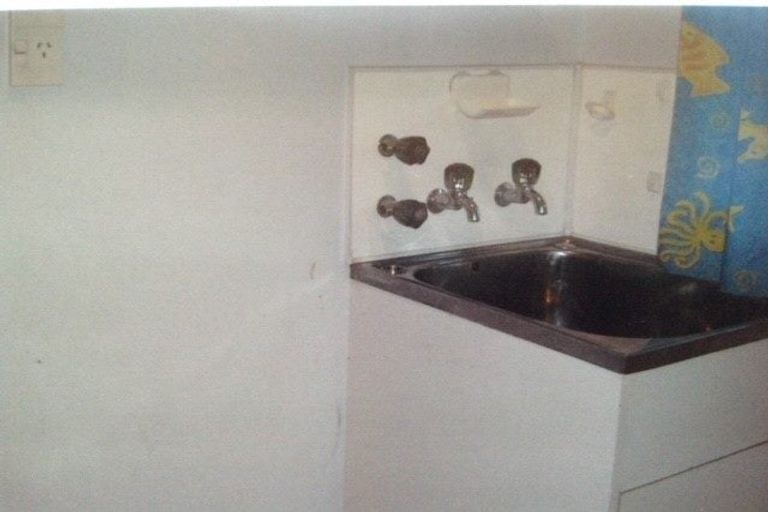 Photo of property in 1/1b Dickson Crescent, Hornby, Christchurch, 8042