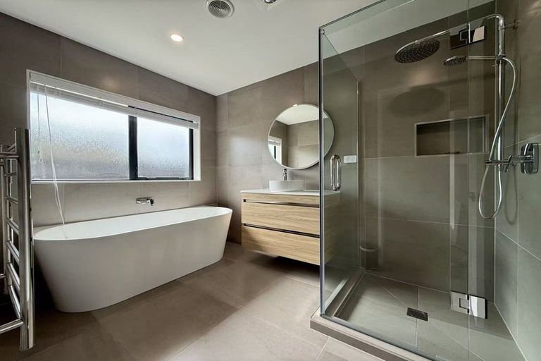 Photo of property in 1 Maple Lane, Huapai, Kumeu, 0810