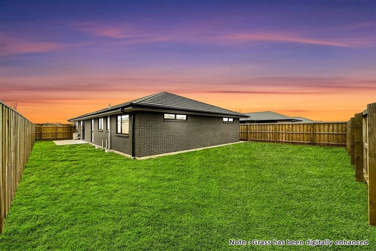 Photo of property in 86 Broadway Parade, Rolleston, 7615