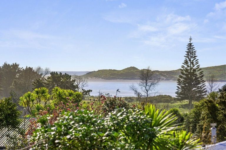 Photo of property in 30b Taipari Avenue, Raglan, 3225