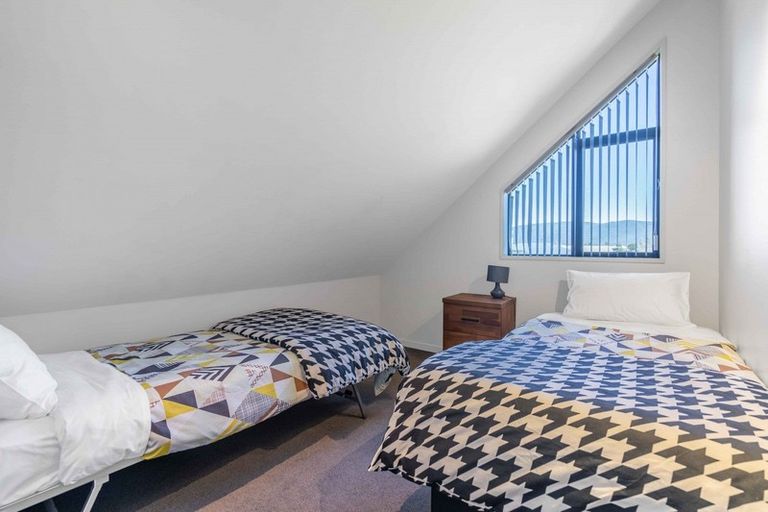 Photo of property in 11 Anderson Place, Te Anau, 9600