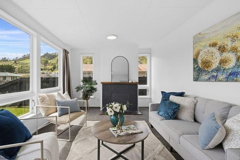 Photo of property in 9 Orewa Grove, Wainuiomata, Lower Hutt, 5014