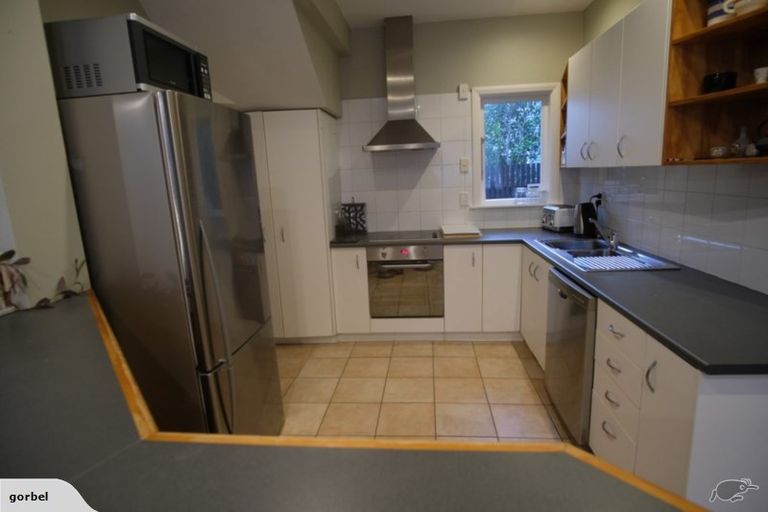 Photo of property in 14au5 Glenmore Street, Thorndon, Wellington, 6011