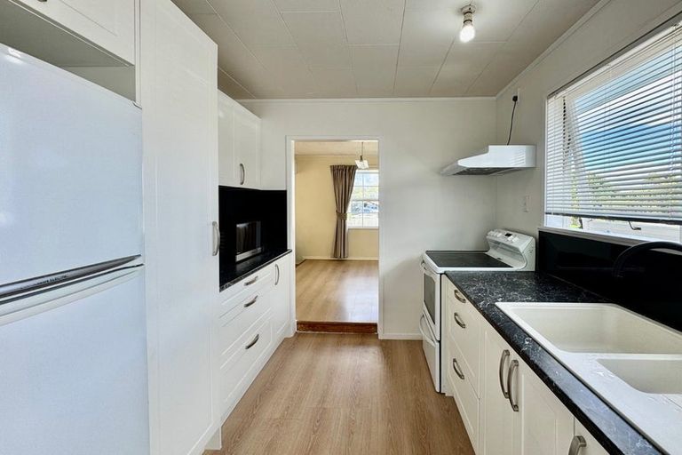 Photo of property in 10 Carter Place, Manurewa, Auckland, 2102