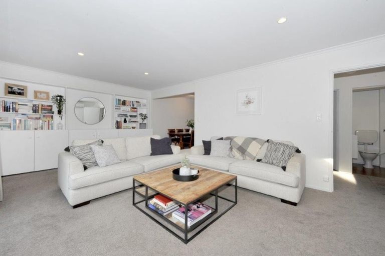 Photo of property in 2/71 Office Road, Merivale, Christchurch, 8014