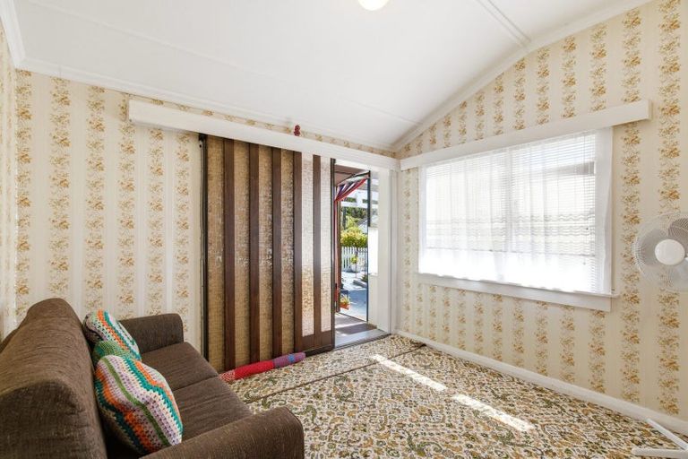 Photo of property in 64 Duncan Terrace, Kilbirnie, Wellington, 6022