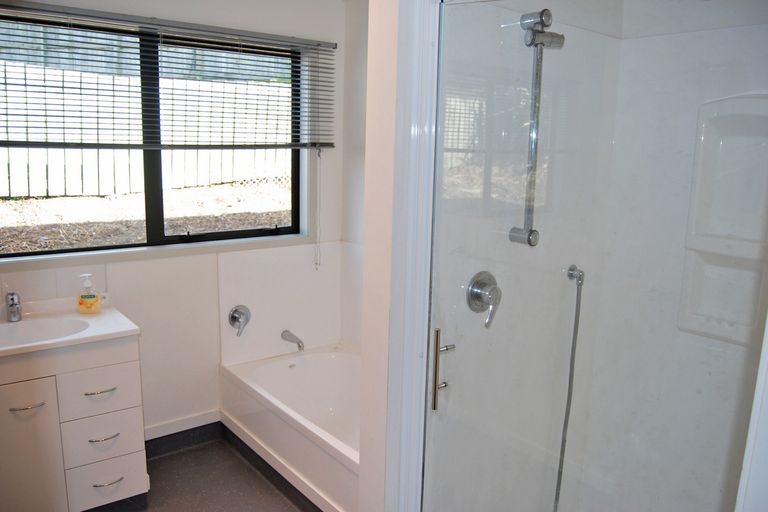 Photo of property in 8 Paikea Lane, Kaiwaka, 0573