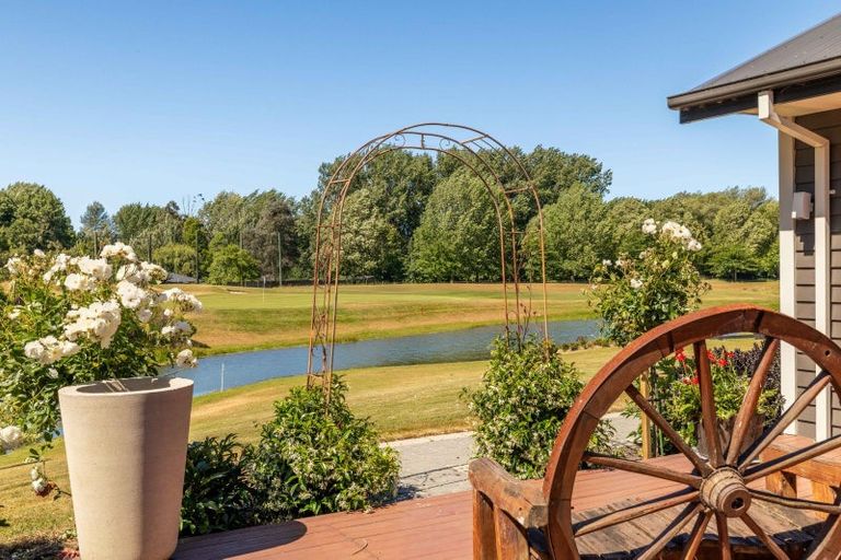 Photo of property in 10 Burntwood Lane, Pegasus, 7612