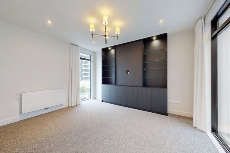 Photo of property in 9a Edge Hill, Mount Victoria, Wellington, 6011