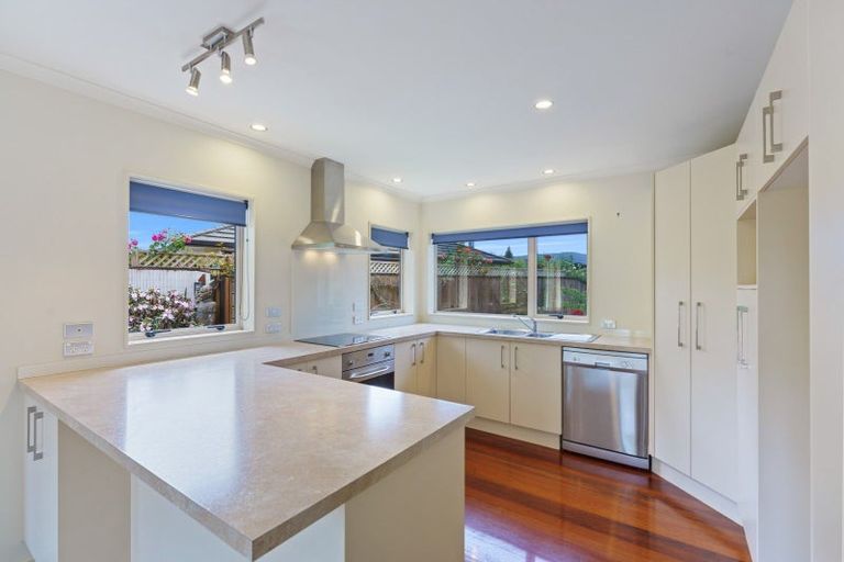 Photo of property in 42 Sue Avenue, Otaki, 5512