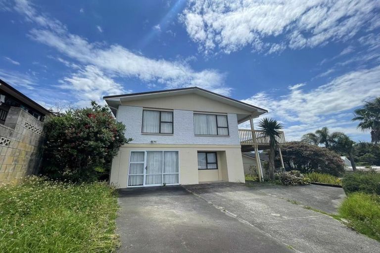 Photo of property in 94 Langana Avenue, Browns Bay, Auckland, 0630