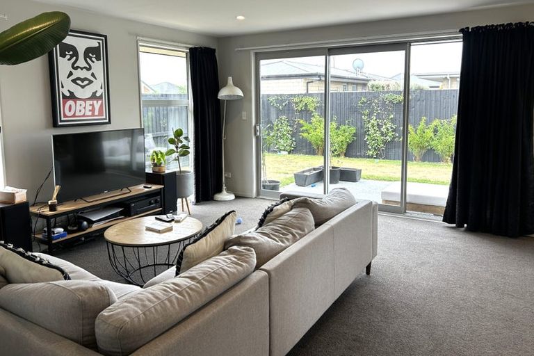 Photo of property in 30 Andesite Drive, Rolleston, 7614