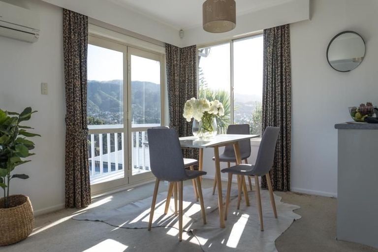 Photo of property in 3a Morgan Place, Tawa, Wellington, 5028