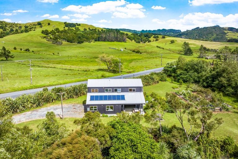 Photo of property in 1425 Whangaripo Valley Road, Whangaripo, Wellsford, 0972