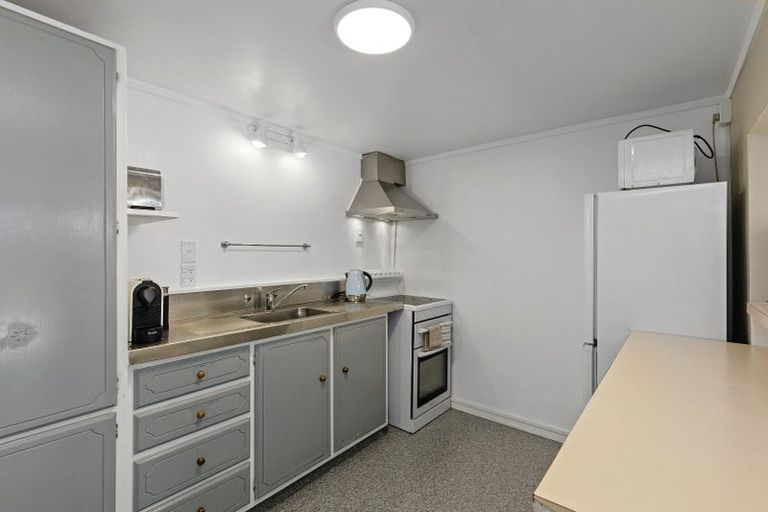 Photo of property in 166 Buckley Road, Southgate, Wellington, 6023