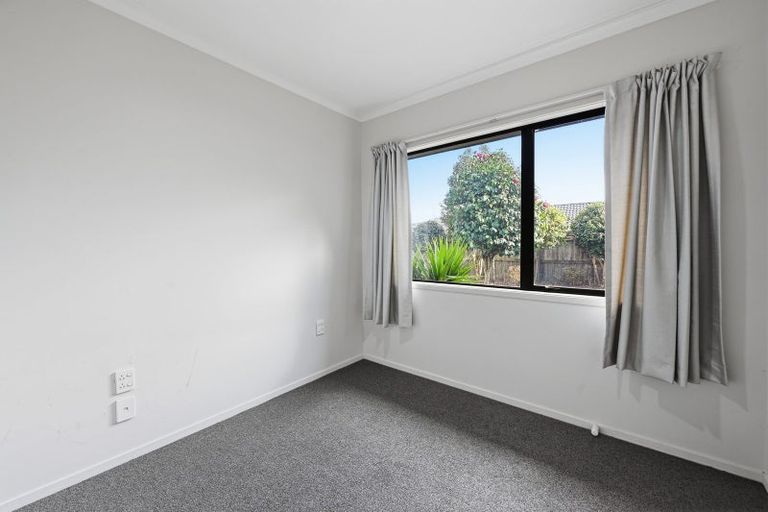 Photo of property in 4 Owhatiura Drive, Lynmore, Rotorua, 3010