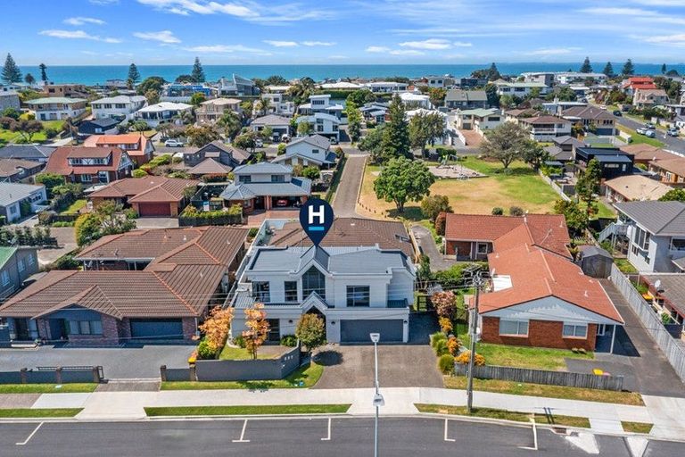 Photo of property in 397 Maunganui Road, Mount Maunganui, 3116