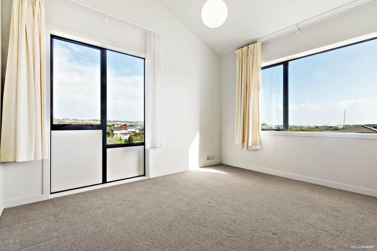 Photo of property in 297 Murphys Road, Flat Bush, Auckland, 2019