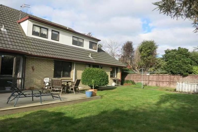 Photo of property in 17 San Rafael Place, Burnside, Christchurch, 8053