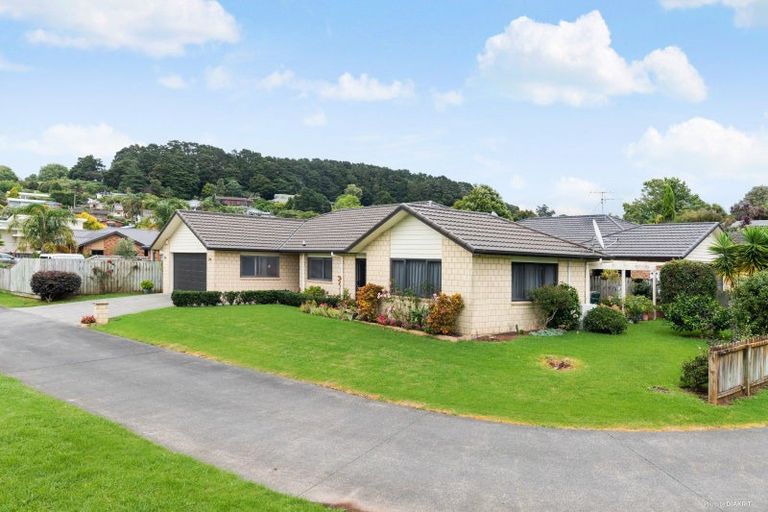 Photo of property in 25 Willowgrange Place, Pukekohe, 2120