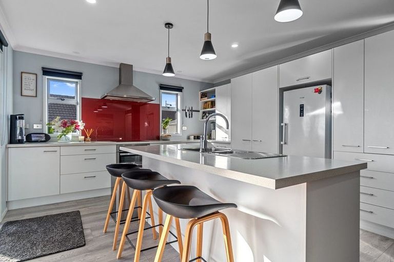 Photo of property in 7 Barrington Drive, Huntington, Hamilton, 3210