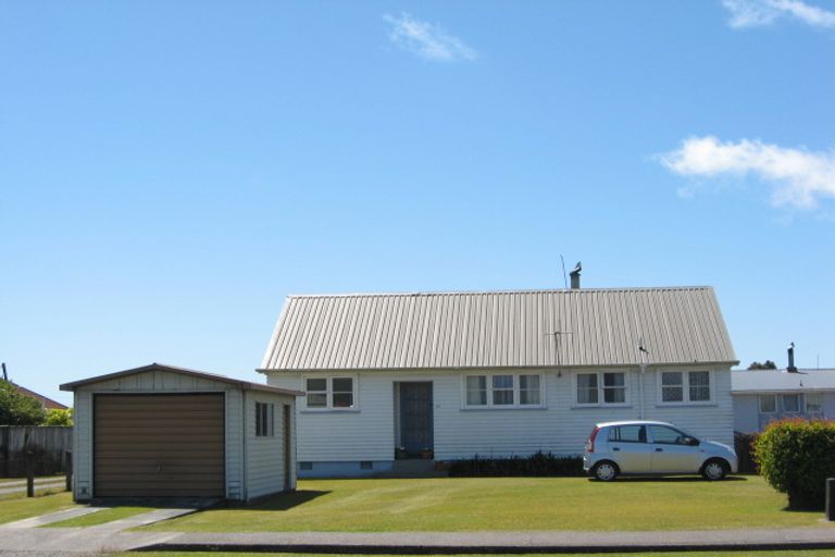 Photo of property in 25 Fonblanque Street, Westport, 7825